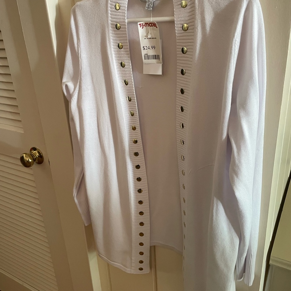 Elegant White Cardigan with Gold Accents